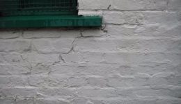 cracking-due-to-minor-lintel-failure