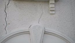 front-elevation-cracking