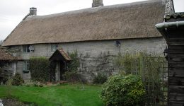 old-farmhouse-before-refurbishment