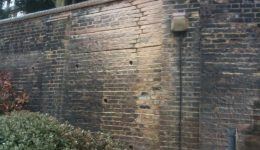 slots-for-bed-joint-reinforcement-cut-and-crack-raked-out