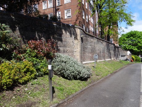 Victorian Retaining Wall Victorian Retaining Wall